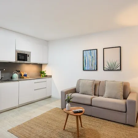 Má Homes Postigos 3* Málaga
