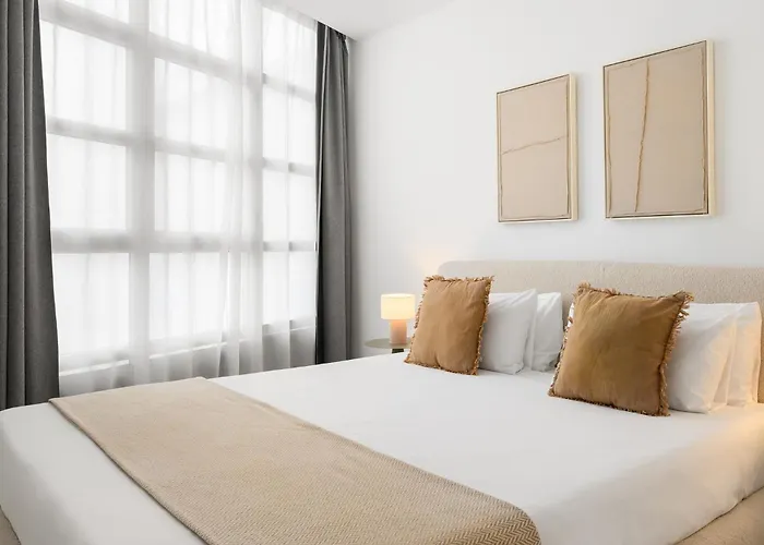 Má Homes Postigos Apartahotel Málaga