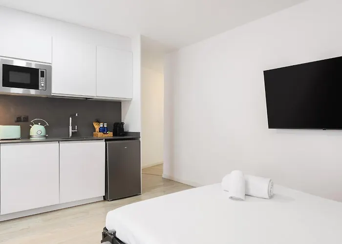 Má Homes Postigos Apartahotel